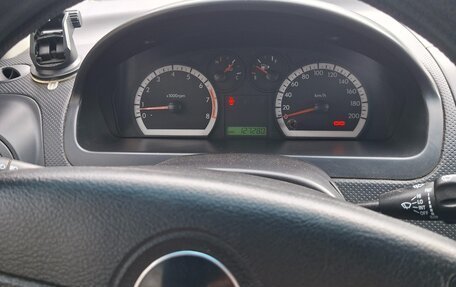 Chevrolet Aveo III, 2011 год, 500 000 рублей, 6 фотография