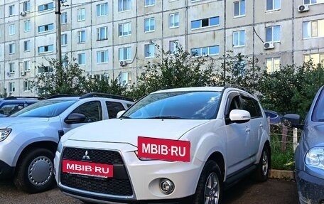 Mitsubishi Outlander III рестайлинг 3, 2012 год, 1 600 000 рублей, 3 фотография