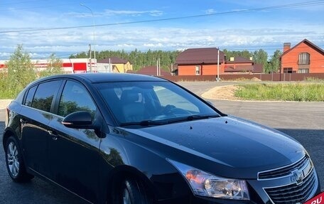 Chevrolet Cruze II, 2014 год, 950 000 рублей, 2 фотография