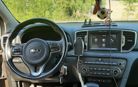 KIA Sportage IV рестайлинг, 2018 год, 2 300 000 рублей, 9 фотография