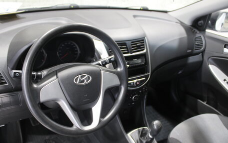 Hyundai Solaris II рестайлинг, 2013 год, 759 000 рублей, 10 фотография