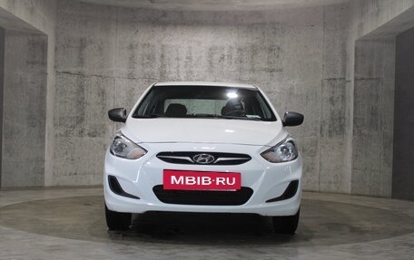 Hyundai Solaris II рестайлинг, 2013 год, 759 000 рублей, 2 фотография
