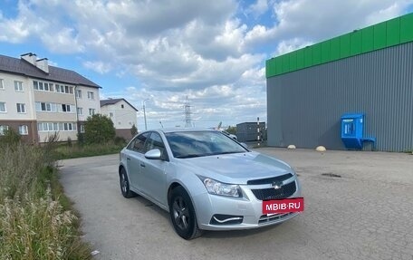 Chevrolet Cruze II, 2010 год, 490 000 рублей, 5 фотография