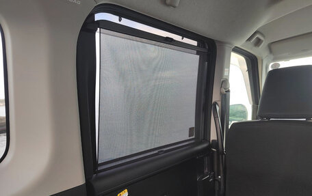 Toyota Roomy I, 2019 год, 1 430 000 рублей, 27 фотография