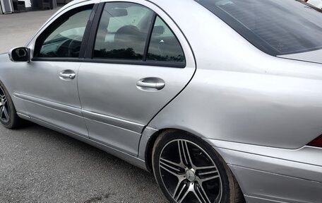 Mercedes-Benz C-Класс, 2001 год, 290 000 рублей, 4 фотография