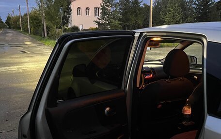 Nissan Note II рестайлинг, 2007 год, 530 000 рублей, 11 фотография