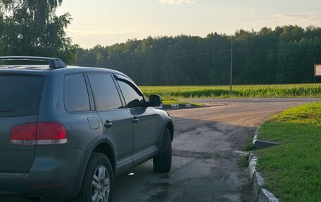 Volkswagen Touareg III, 2003 год, 1 300 000 рублей, 1 фотография
