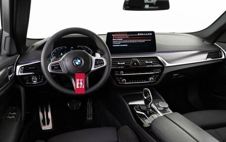 BMW 5 серия, 2021 год, 3 584 560 рублей, 6 фотография