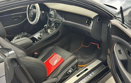 Bentley Continental GT, 2025 год, 55 000 000 рублей, 4 фотография