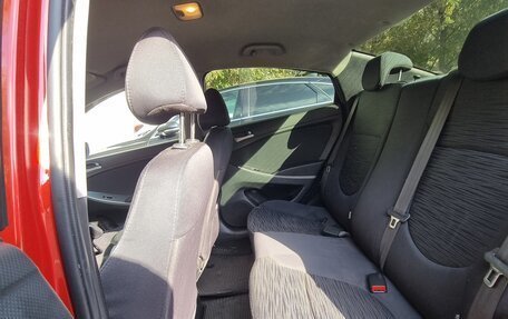 Hyundai Solaris II рестайлинг, 2016 год, 690 000 рублей, 7 фотография