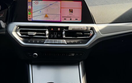 BMW 3 серия, 2019 год, 4 000 000 рублей, 23 фотография
