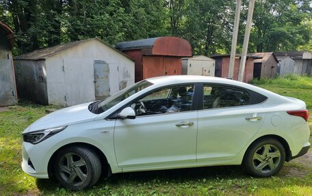 Hyundai Solaris II рестайлинг, 2020 год, 1 870 000 рублей, 3 фотография