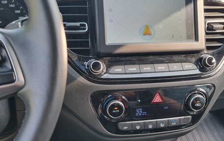 Hyundai Solaris II рестайлинг, 2020 год, 1 870 000 рублей, 12 фотография