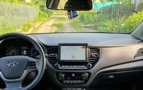 Hyundai Solaris II рестайлинг, 2020 год, 1 870 000 рублей, 17 фотография
