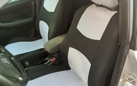 Toyota Corolla, 2002 год, 710 000 рублей, 19 фотография