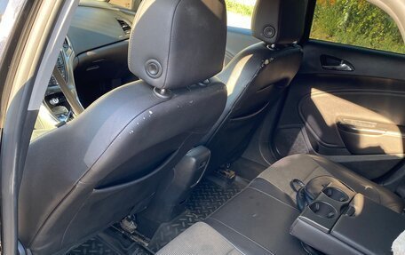 Opel Astra J, 2010 год, 900 000 рублей, 5 фотография