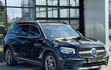 Mercedes-Benz GLB, 2020 год, 3 200 000 рублей, 3 фотография
