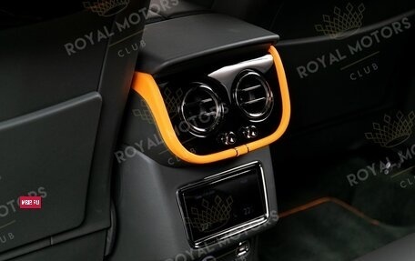 Bentley Bentayga I, 2025 год, 42 800 000 рублей, 25 фотография