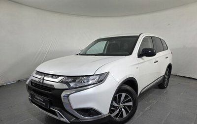 Mitsubishi Outlander III рестайлинг 3, 2020 год, 1 995 000 рублей, 1 фотография
