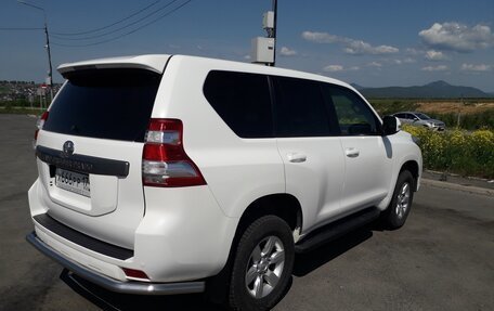 Toyota Land Cruiser Prado 150 рестайлинг 2, 2014 год, 3 050 000 рублей, 7 фотография