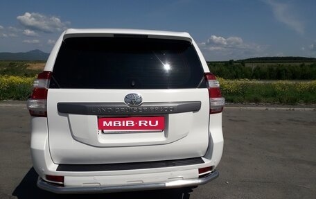 Toyota Land Cruiser Prado 150 рестайлинг 2, 2014 год, 3 050 000 рублей, 6 фотография