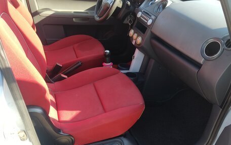 Mitsubishi Colt VI рестайлинг, 2006 год, 330 000 рублей, 11 фотография