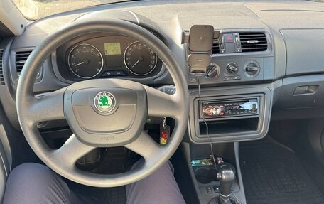 Skoda Fabia II, 2011 год, 890 000 рублей, 9 фотография