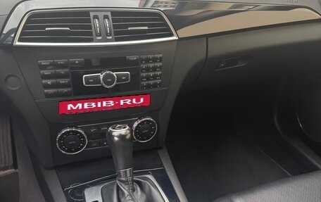 Mercedes-Benz C-Класс, 2012 год, 1 800 000 рублей, 10 фотография
