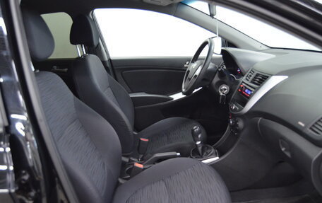 Hyundai Solaris II рестайлинг, 2015 год, 790 000 рублей, 20 фотография