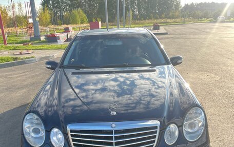 Mercedes-Benz E-Класс, 2003 год, 950 000 рублей, 8 фотография