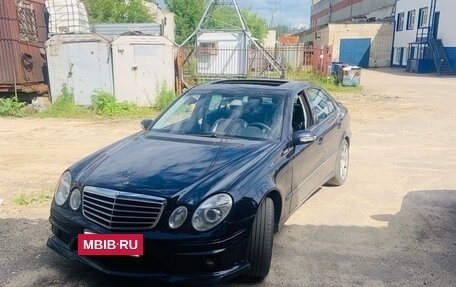 Mercedes-Benz E-Класс, 2003 год, 950 000 рублей, 3 фотография