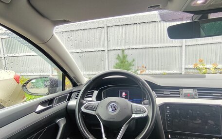 Volkswagen Passat B8 рестайлинг, 2020 год, 2 300 000 рублей, 11 фотография