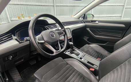 Volkswagen Passat B8 рестайлинг, 2020 год, 2 300 000 рублей, 8 фотография