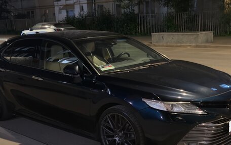 Toyota Camry, 2020 год, 3 700 000 рублей, 3 фотография