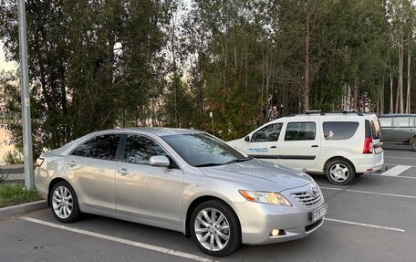 Toyota Camry, 2008 год, 1 250 000 рублей, 7 фотография