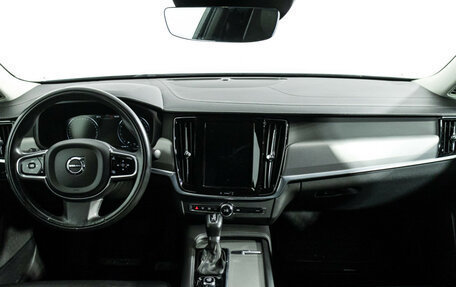 Volvo S90 II рестайлинг, 2019 год, 2 899 700 рублей, 13 фотография