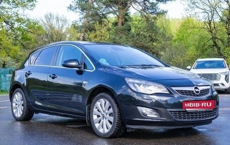 Opel Astra J, 2010 год, 600 000 рублей, 6 фотография
