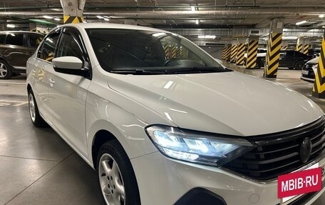 Volkswagen Polo VI (EU Market), 2021 год, 1 100 000 рублей, 2 фотография