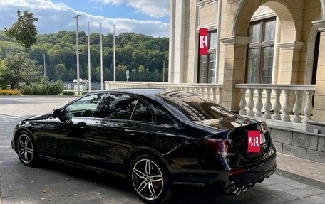 Mercedes-Benz E-Класс, 2019 год, 2 950 000 рублей, 7 фотография