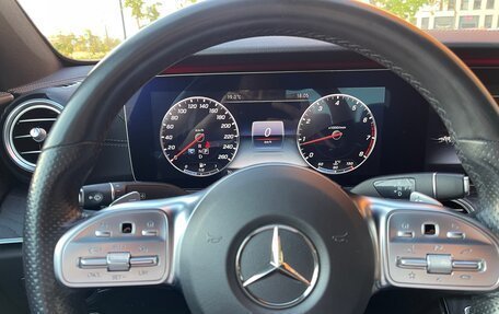 Mercedes-Benz E-Класс, 2019 год, 2 950 000 рублей, 23 фотография