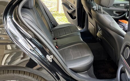 Mercedes-Benz E-Класс, 2019 год, 2 950 000 рублей, 31 фотография