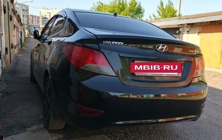 Hyundai Solaris II рестайлинг, 2011 год, 450 000 рублей, 4 фотография