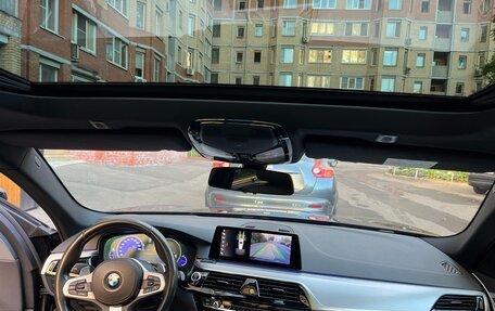 BMW 5 серия, 2019 год, 3 600 000 рублей, 2 фотография