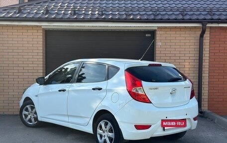 Hyundai Solaris II рестайлинг, 2014 год, 650 000 рублей, 4 фотография