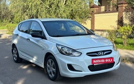 Hyundai Solaris II рестайлинг, 2014 год, 650 000 рублей, 6 фотография