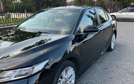 Toyota Camry, 2020 год, 2 700 000 рублей, 5 фотография