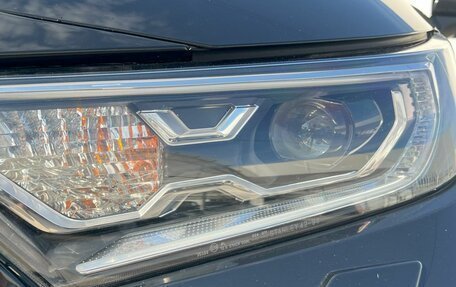 Toyota RAV4, 2021 год, 3 200 000 рублей, 9 фотография