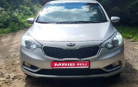 KIA Cerato III, 2013 год, 900 000 рублей, 4 фотография