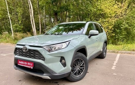 Toyota RAV4, 2019 год, 3 500 000 рублей, 1 фотография