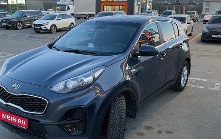 KIA Sportage IV рестайлинг, 2019 год, 2 300 000 рублей, 6 фотография